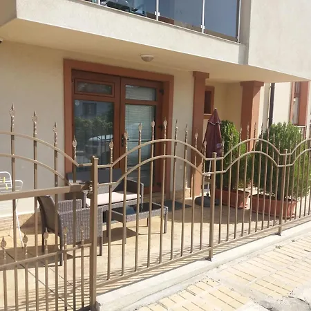 Апартамент диамант Китен